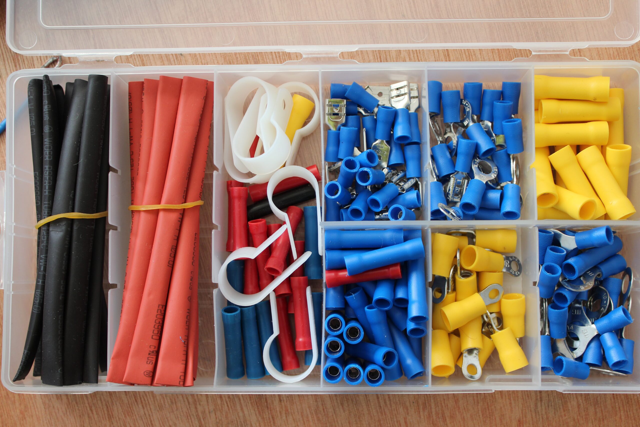 cable-management-LEAD-scaled